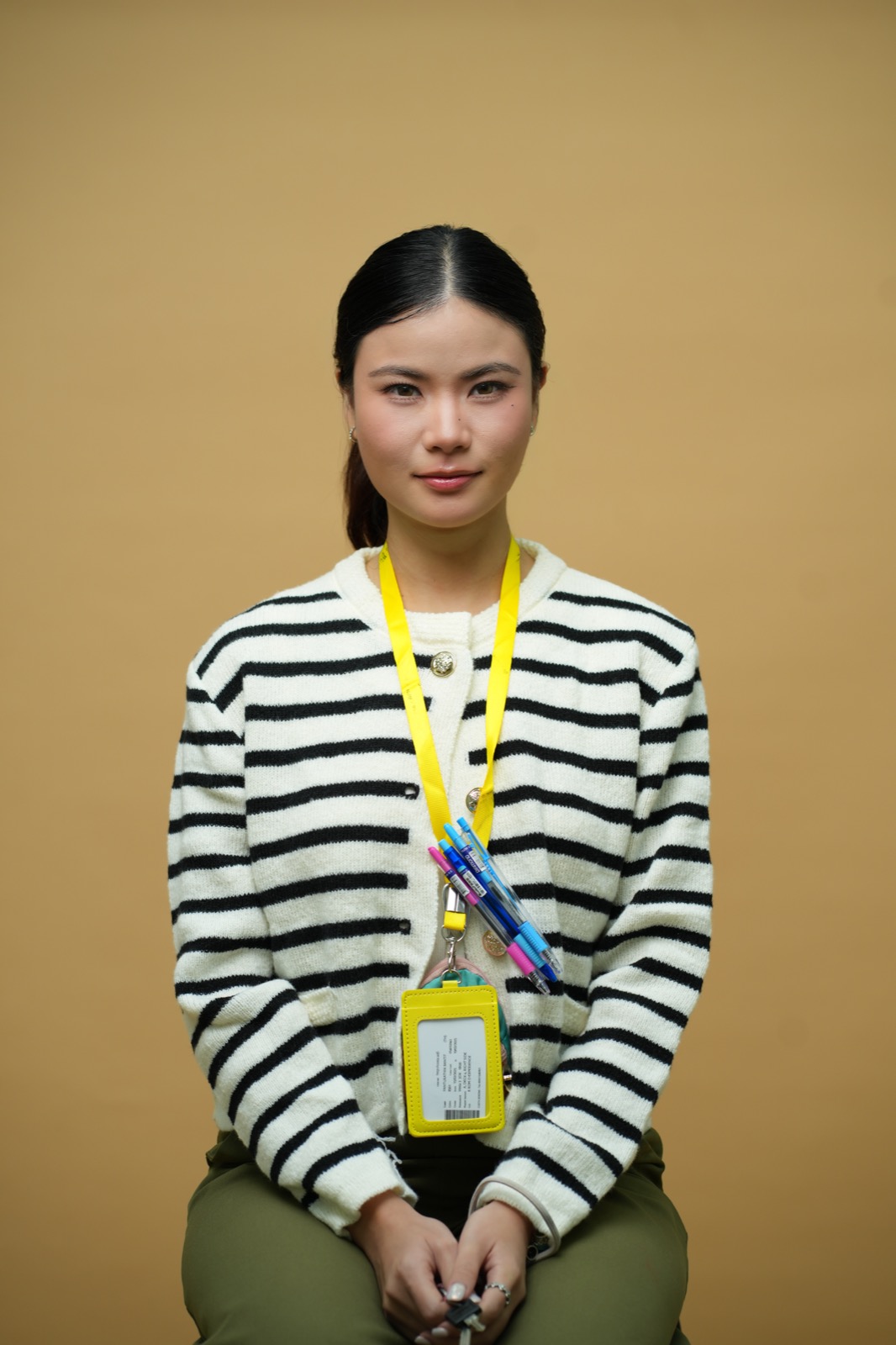 พิงค์ รับบทเป็น ครูหมวย